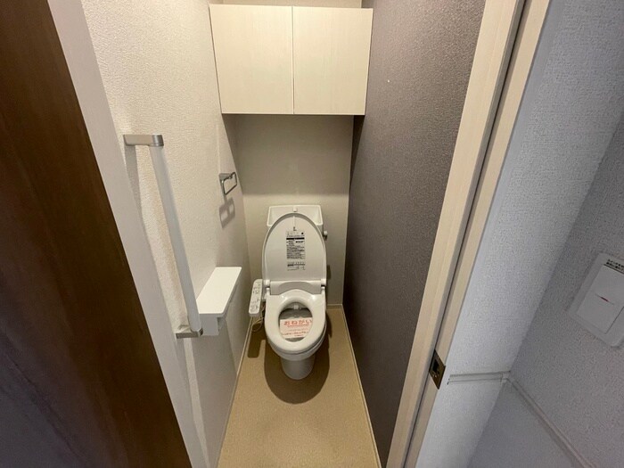 物件内観写真17　(トイレ)