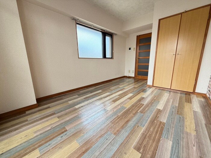 物件内観写真8　(居室)