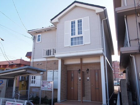 ホワイトメゾンⅨ外観写真