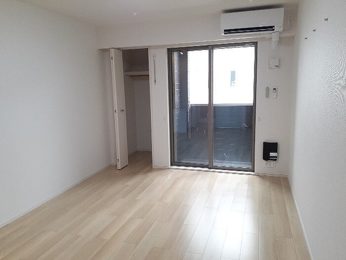 物件内観写真5　(居室)