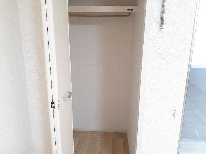 物件内観写真7　(収納)