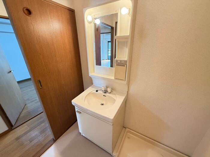 物件内観写真14　(洗面)