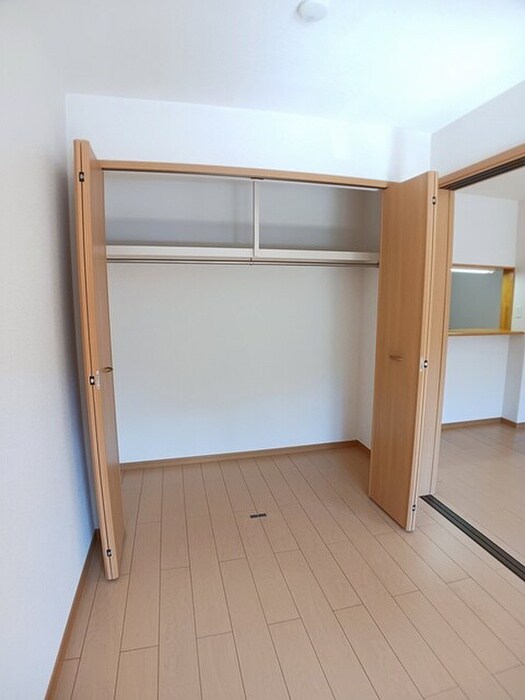 物件内観写真10　(収納)