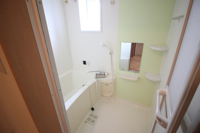 物件内観写真8　(バス／シャワールーム等)