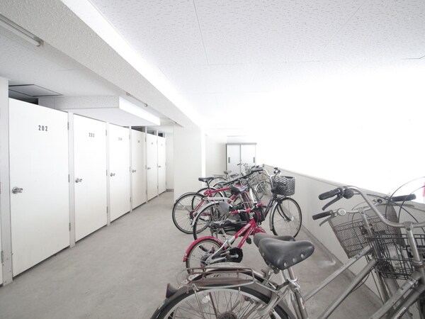 駐輪場