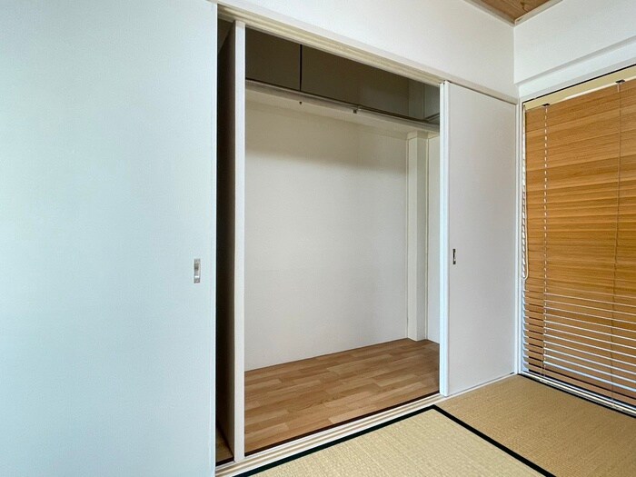 物件内観写真10　(収納)