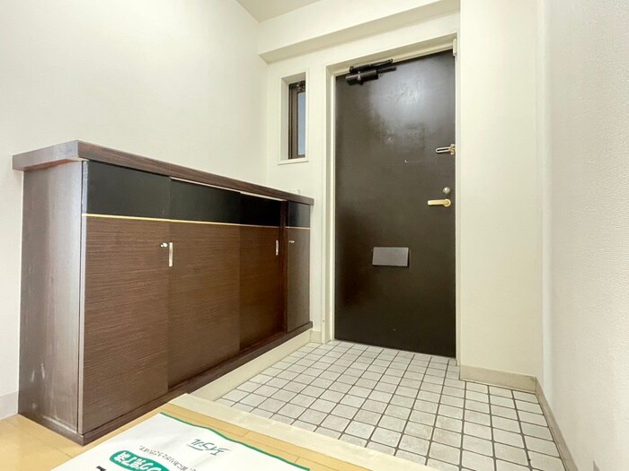 物件内観写真20　(玄関)