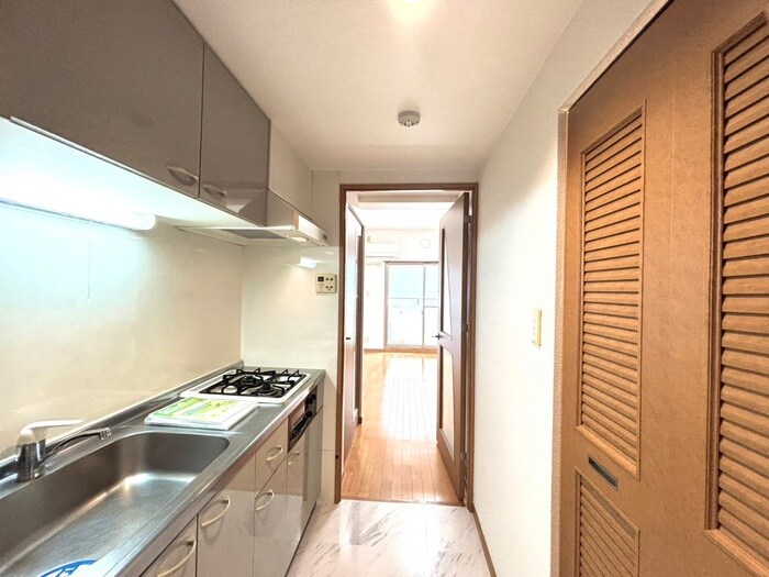 物件内観写真22　(廊下)