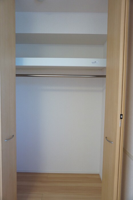 物件内観写真8　(収納)