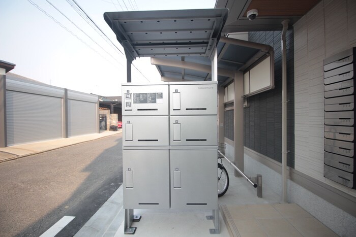 物件外観写真4　(建物設備)