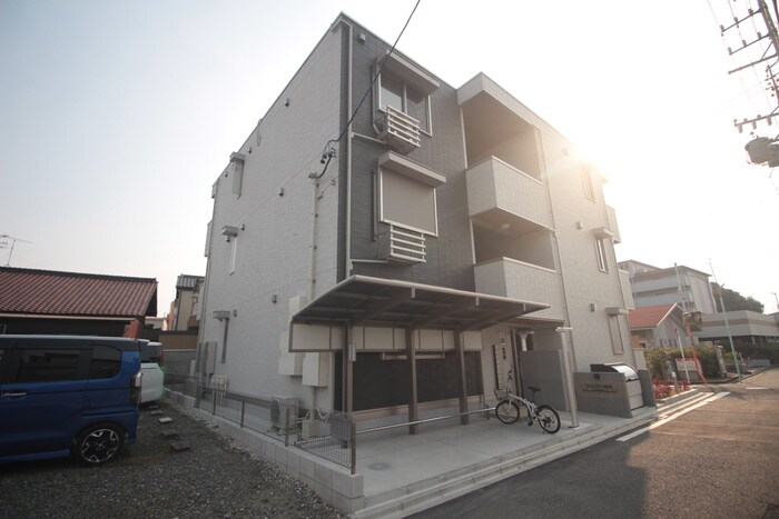 物件外観写真6　(外観写真)