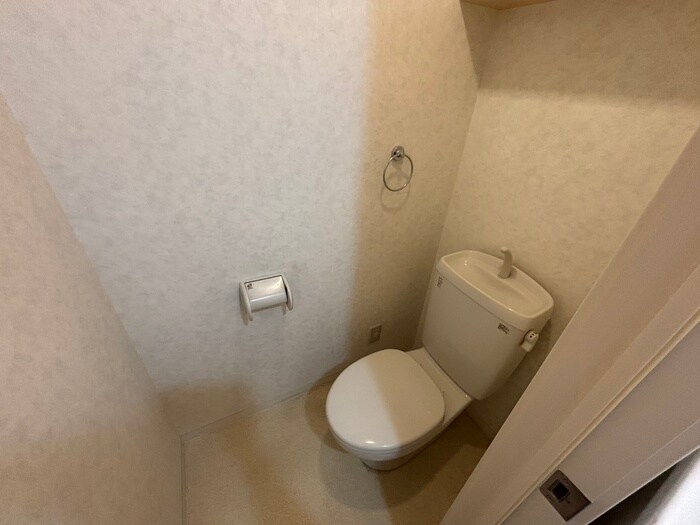 物件内観写真13　(トイレ)