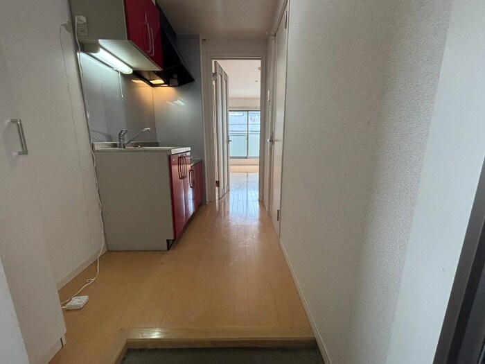 物件内観写真17　(玄関)