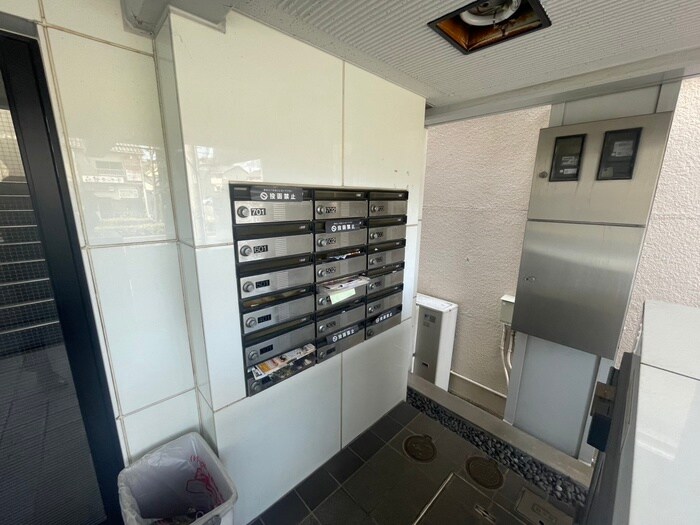 物件外観写真4　(建物設備)