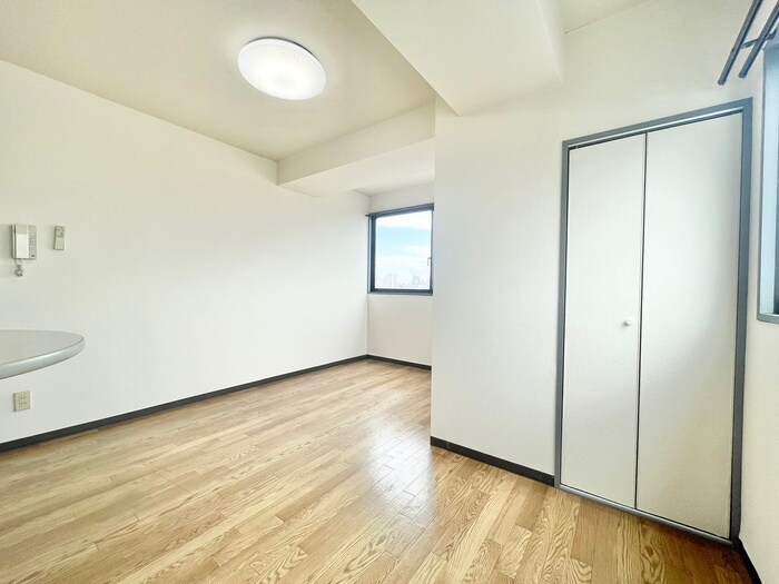 物件内観写真15　(居室)