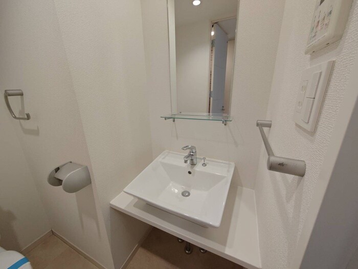 物件内観写真12　(洗面)