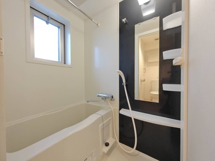 物件内観写真13　(バス／シャワールーム等)