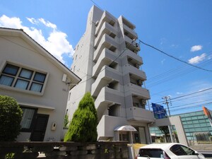 セレ－ブル平針外観写真