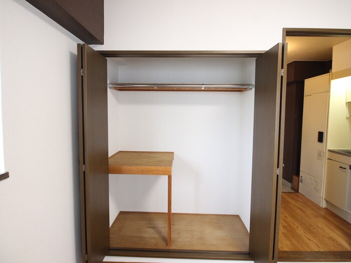 物件内観写真15　(収納)
