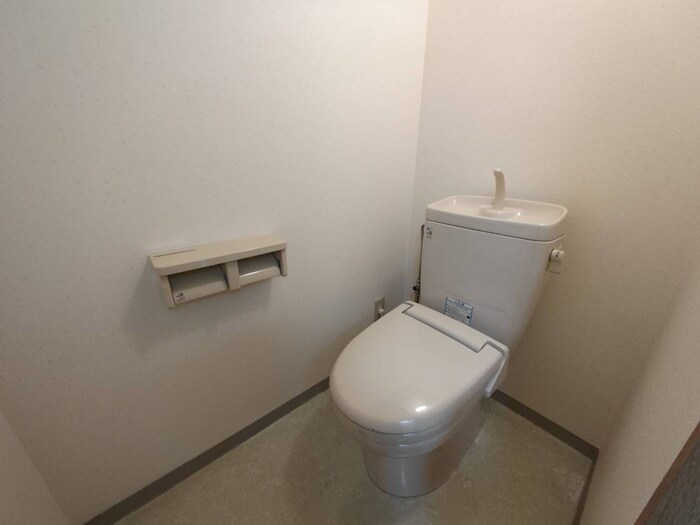 物件内観写真13　(トイレ)