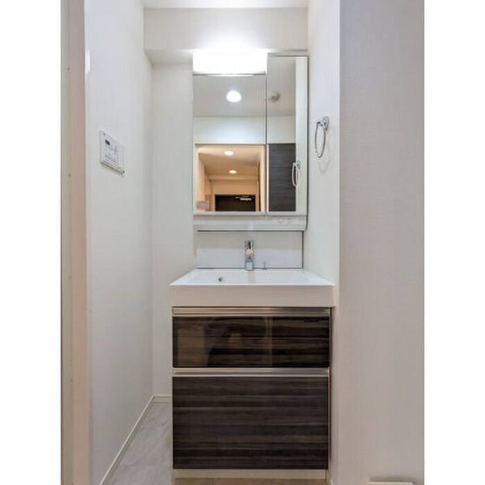 物件内観写真13　(洗面)