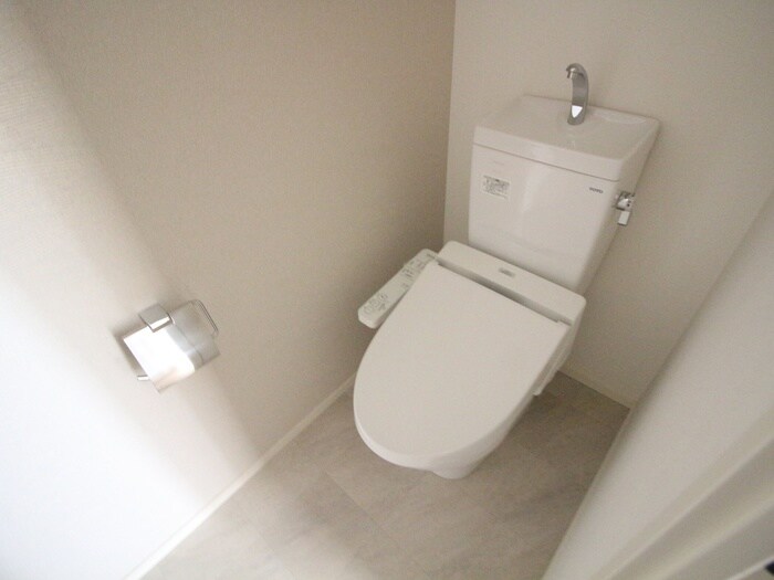 物件内観写真16　(トイレ)