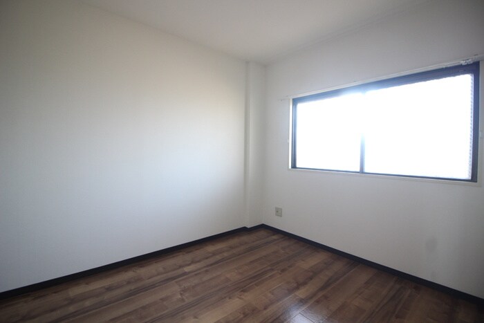 物件内観写真14　(居室)