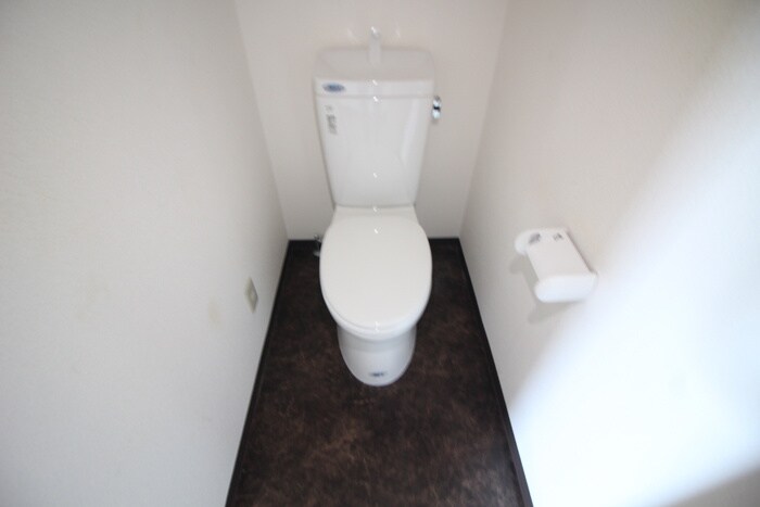 物件内観写真16　(トイレ)