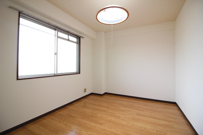 物件内観写真18　(居室)