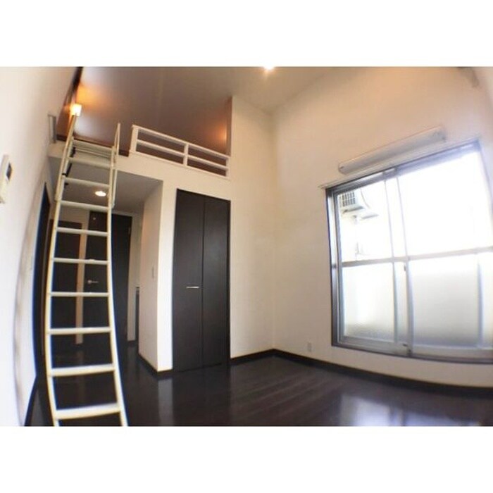 物件内観写真8　(ロフト)