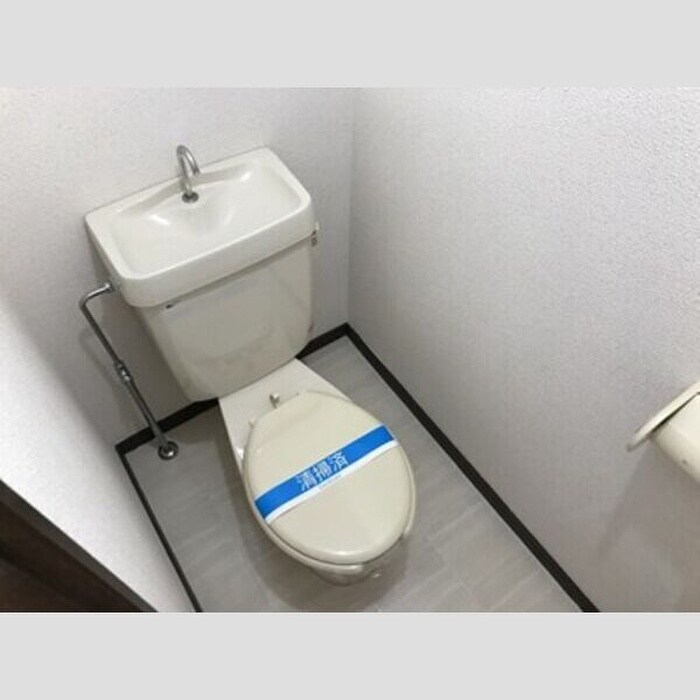 物件内観写真13　(トイレ)