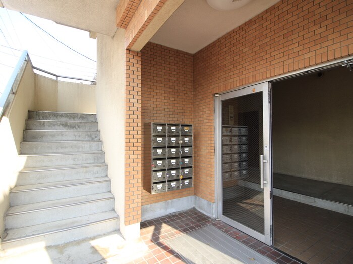 物件外観写真6　(建物設備)