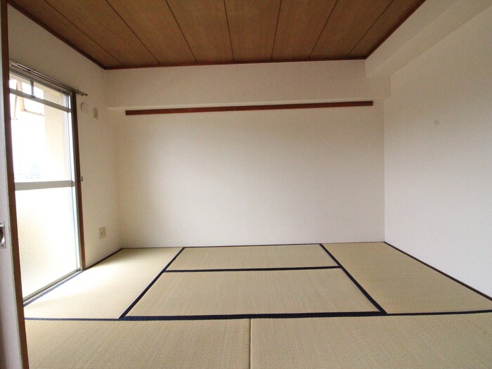 物件内観写真15　(居室)