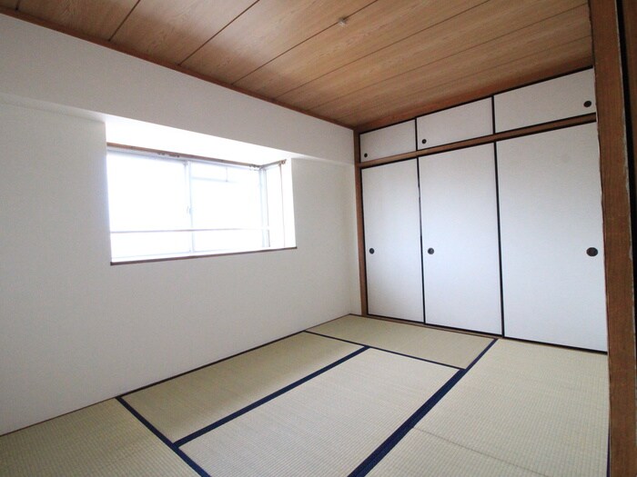 物件内観写真18　(居室)