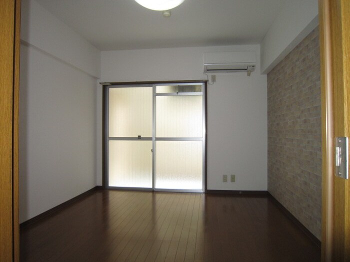 物件内観写真12　(居室)