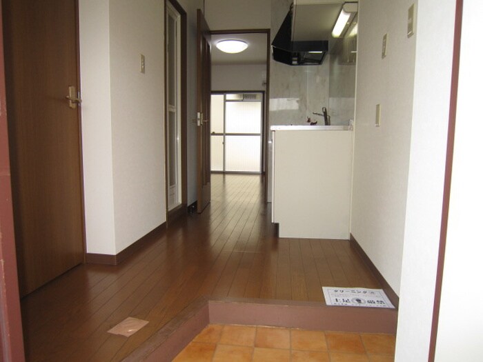 物件内観写真19　(廊下)