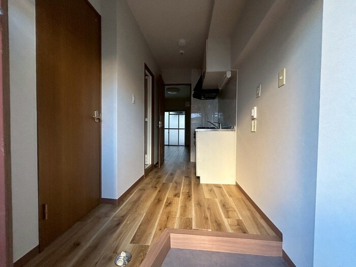 物件内観写真22　(玄関)