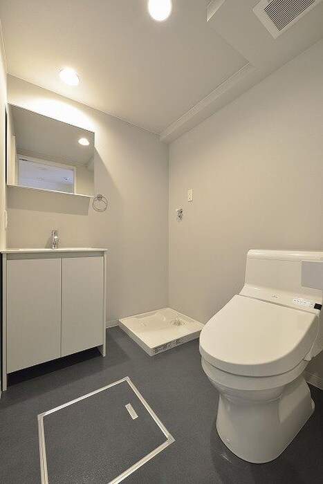 物件内観写真9　(トイレ)