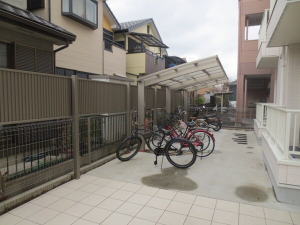 駐輪場