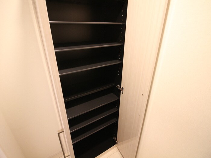 物件内観写真20　(靴箱)