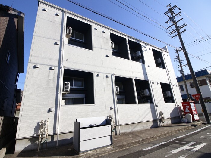 物件外観写真4　(外観写真)