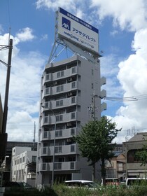 プレスイン明治の外観写真