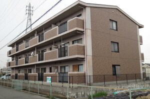 メルベーユ川畔外観写真