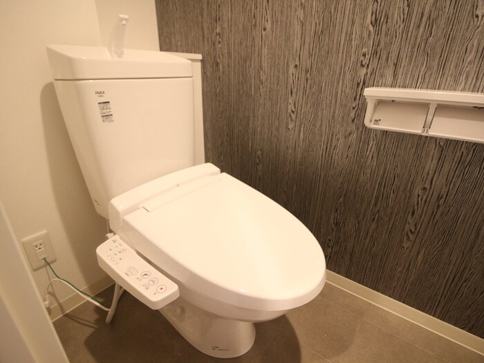 物件内観写真13　(トイレ)