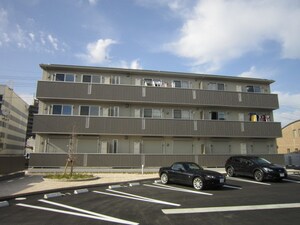 Novel Court IMAISE　A棟外観写真