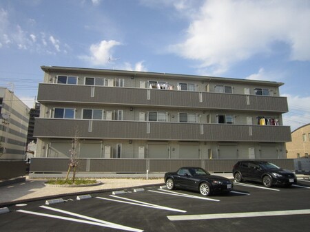Novel Court IMAISE　A棟外観写真