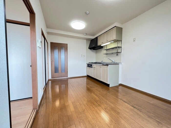 物件内観写真7　(居室)