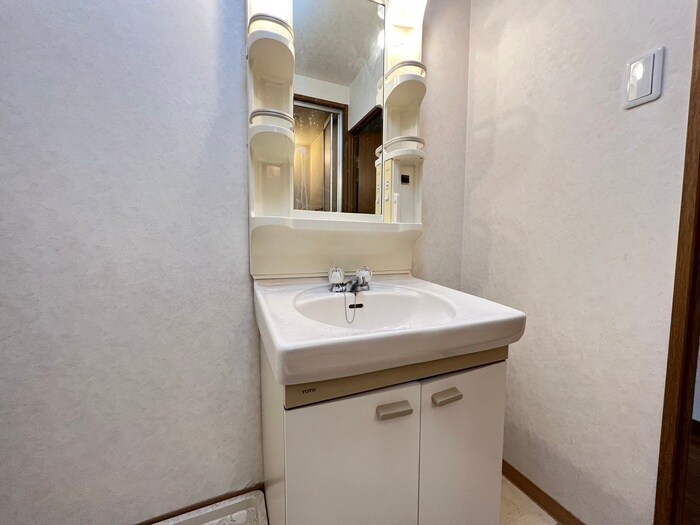 物件内観写真14　(洗面)