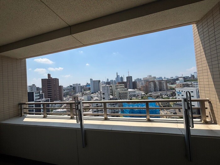 物件内観写真21　(室内からの展望)