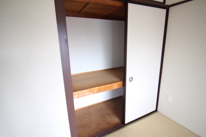 物件内観写真15　(収納)